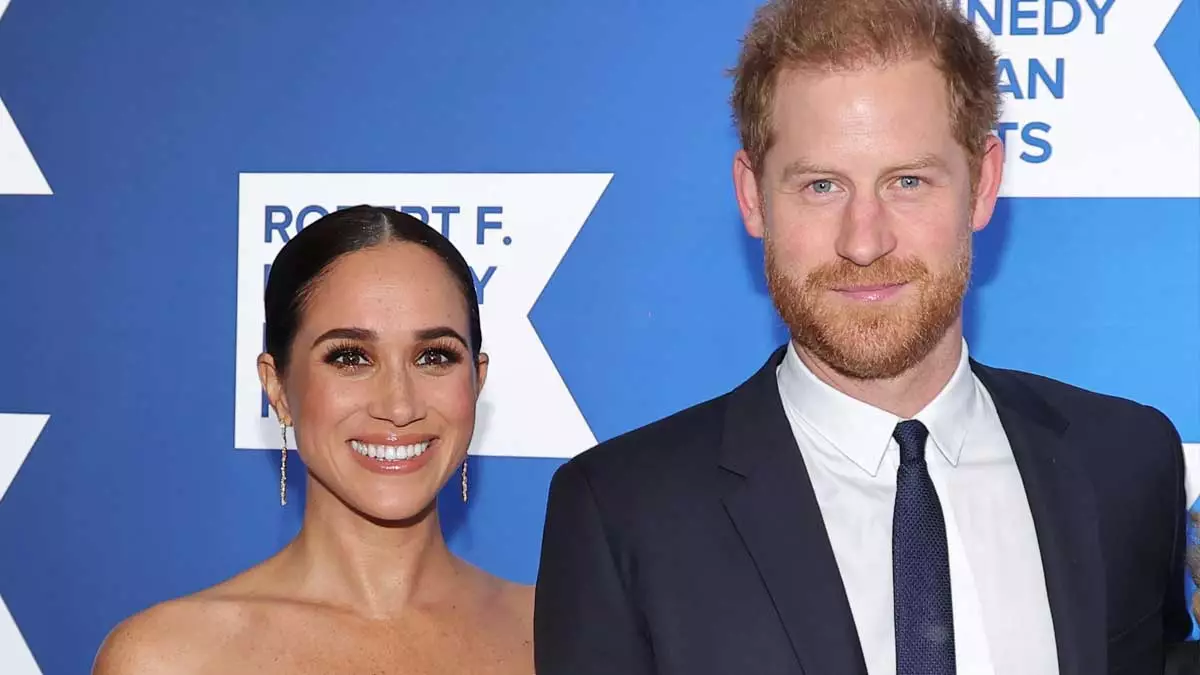 En su documental, Harry culpa a la prensa del aborto de Meghan Markle. 