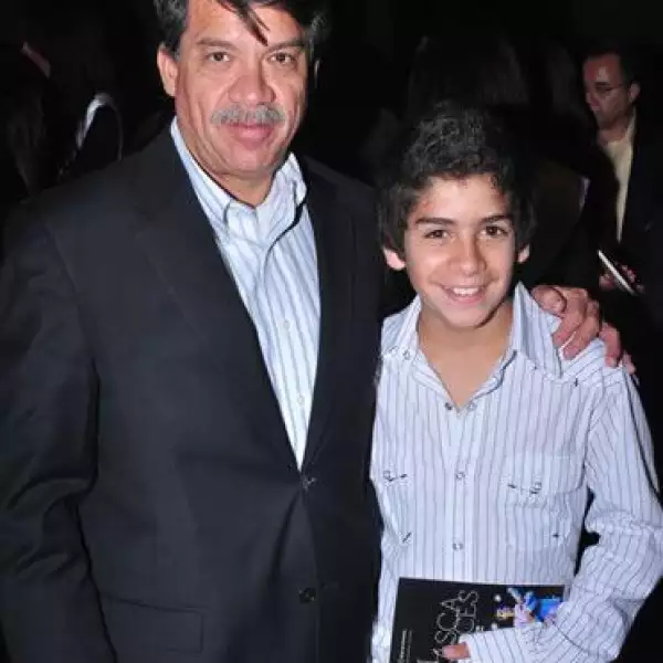 Brindis Navideño Iza Business Centers