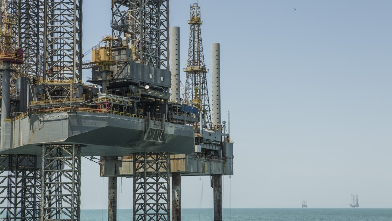 El suministro de diesel marino también se ve afectado, pues si bien las embarcaciones paradas requieren de combustible, su consumo se reduce al mínimo.