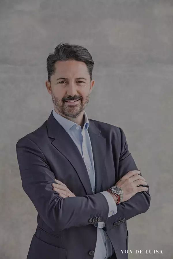 Yon De Luisa