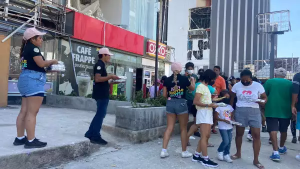 Banxico exhorta a prestamistas suspender pagos mínimos de tarjetas de crédito