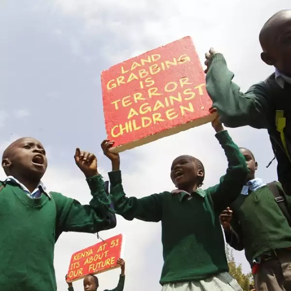 Kenia niños gases 4