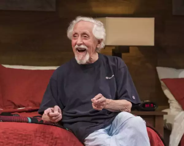 muere-Mike-Nussbaum.jpg