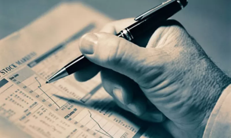 Marzo ha sido un buen mes para la Bolsa, pero algunos estrategas recomiendan esperar para comprar acciones. (Foto: Thinkstock)