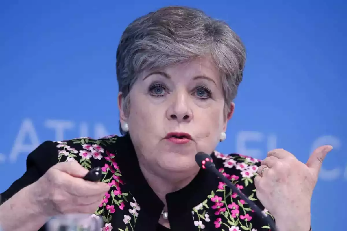 AMLO anuncia Alicia Bárcena como la nueva titular de SRE
