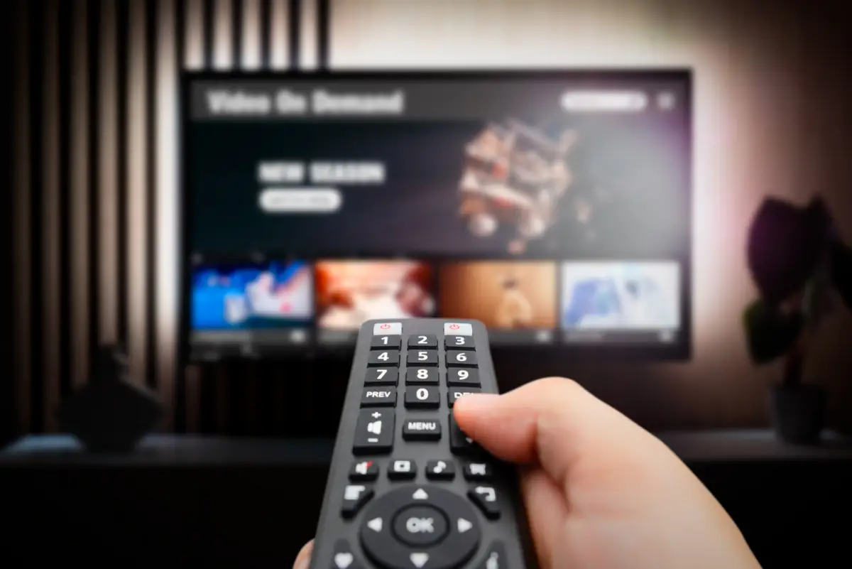Plataformas de streaming en 2024: habrá más fusiones y más publicidad