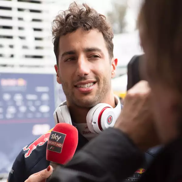 Viernes F1