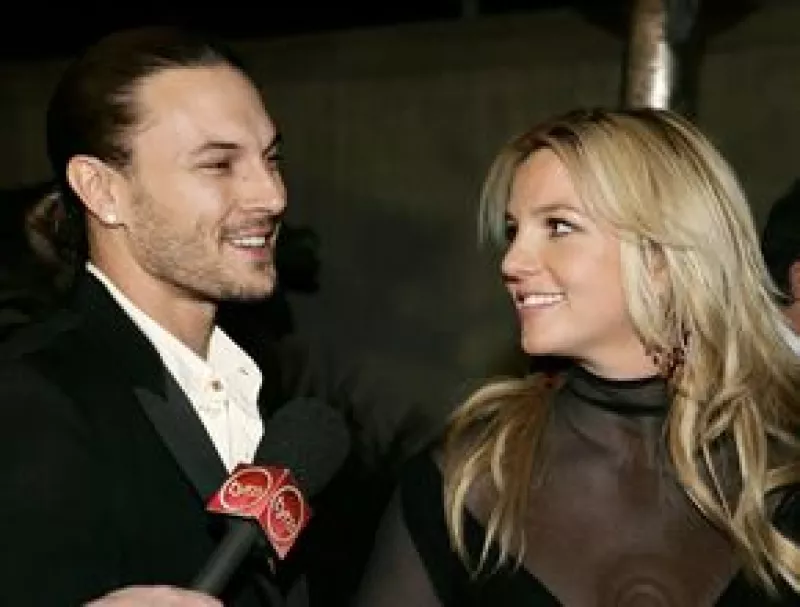 El ex esposo de Spears pidió a la chica del jet-set que se aleje de la cantante pues no necesita ninguna mala influencia en su vida ahora que está recuperándose.