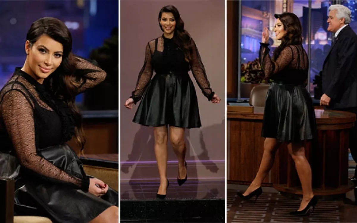 La socialité y empresaria eligió un atuendo de color negro que incluía tacones, falda en A y una blusa de encaje del mismo color.