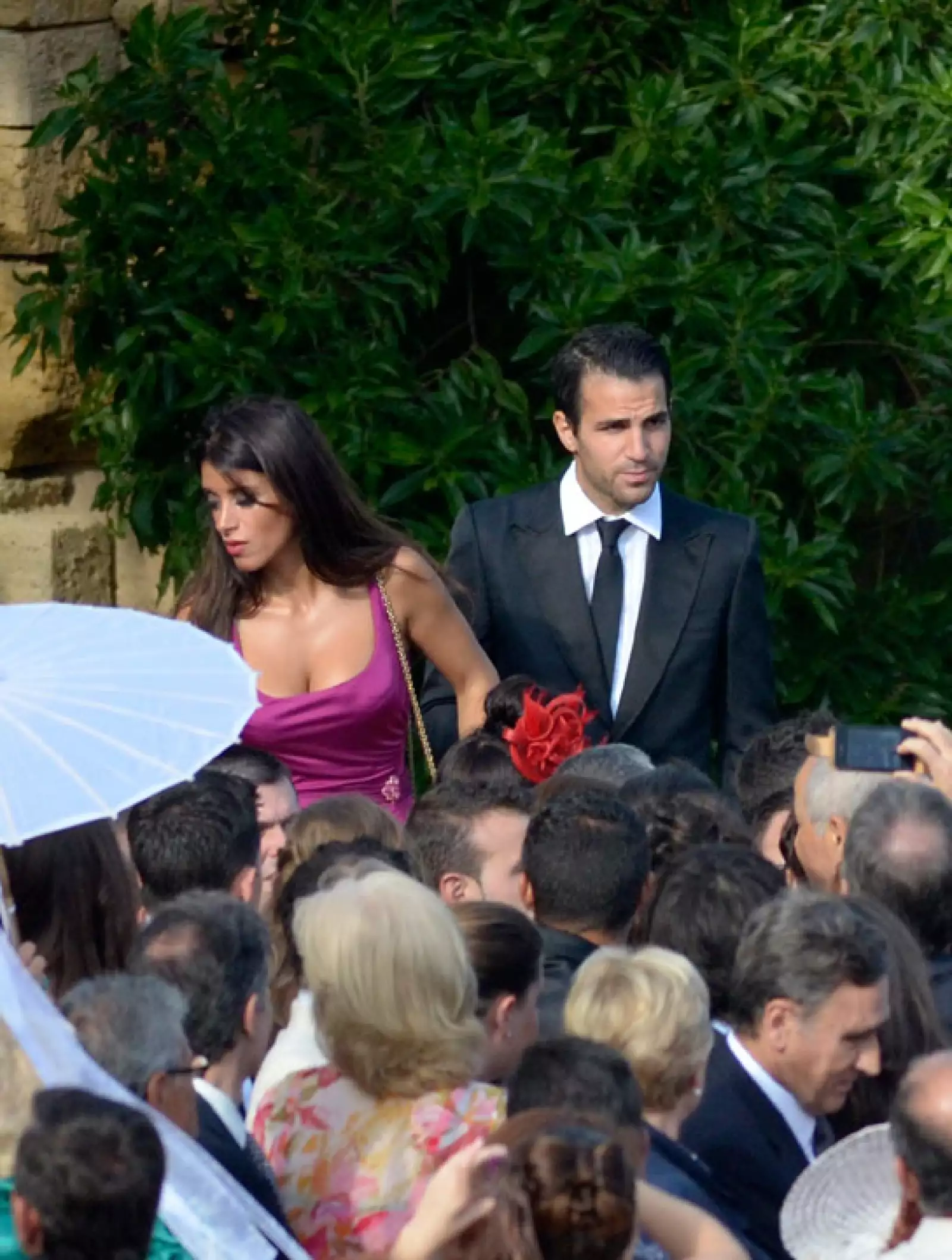 Cesc Fábregas y su novia Daniella Semaan.
