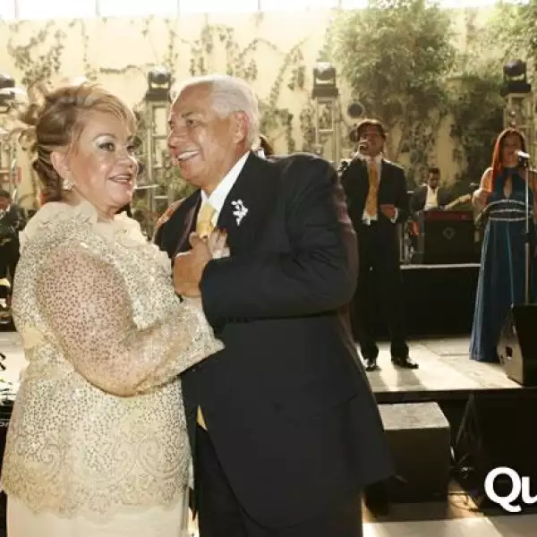 Boda Dionisio, Martha Sánchez