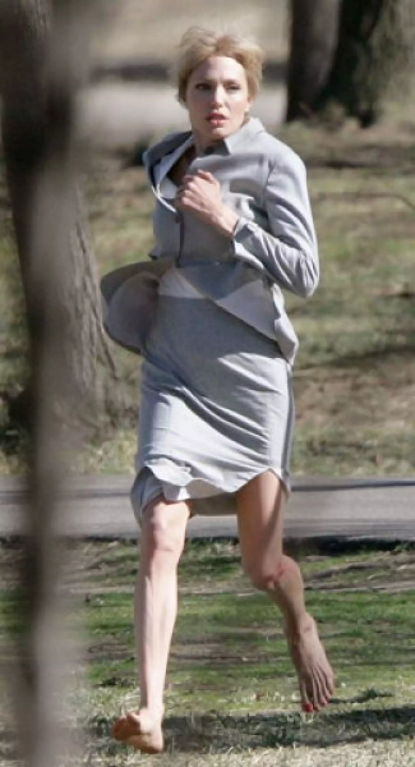 La actriz interpreta a Evelyn Salt, miembro de la CIA acusada de actuar como agente doble de los servicios secretos rusos.