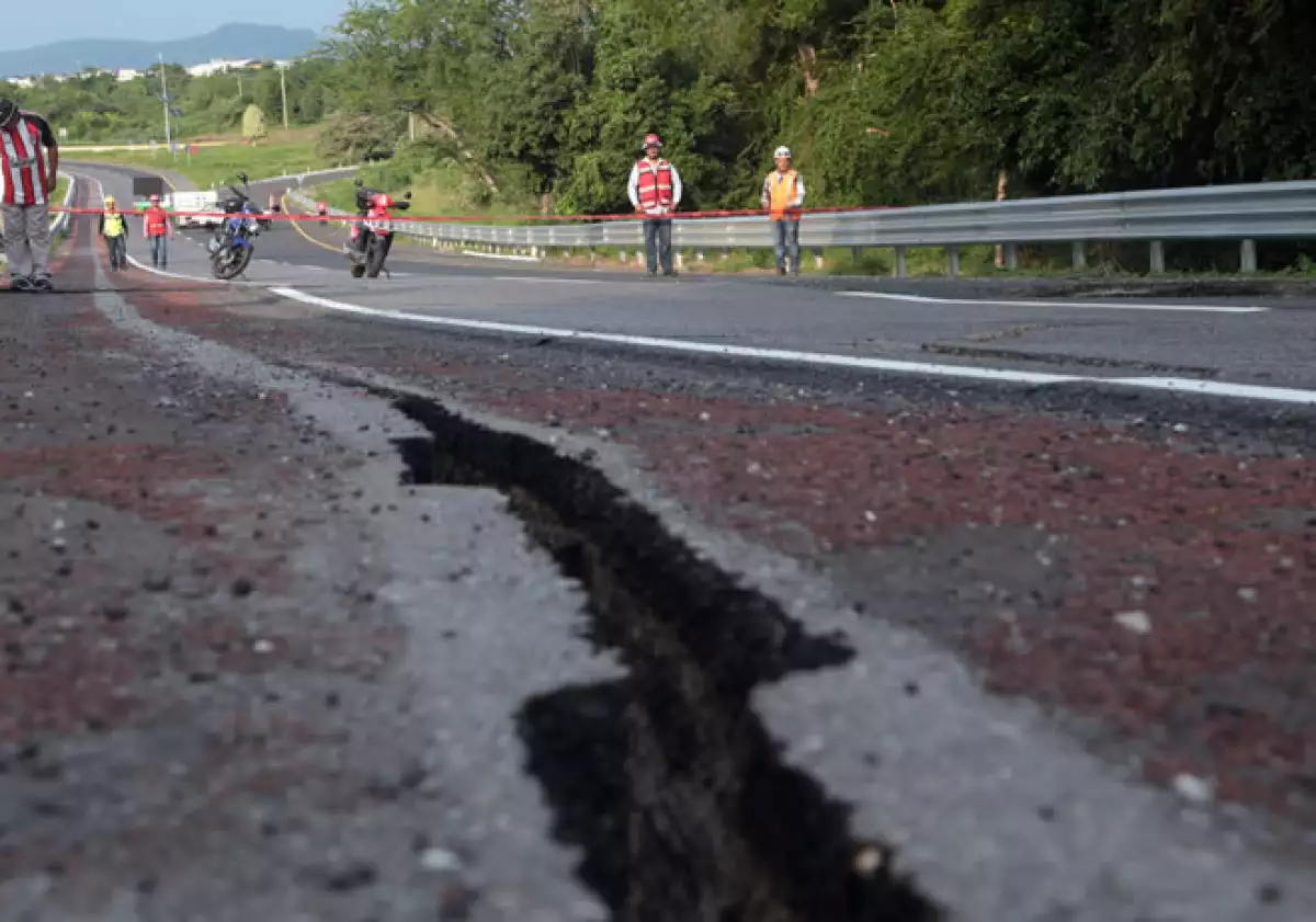 morelos sismo carretera