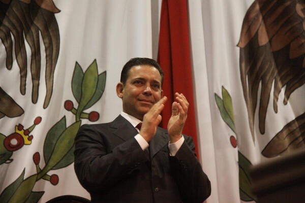 fue gobernador de 2005 a 2010.
