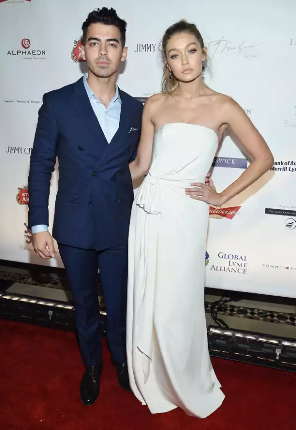 La pareja terminó para enfocarse a sus carreras.