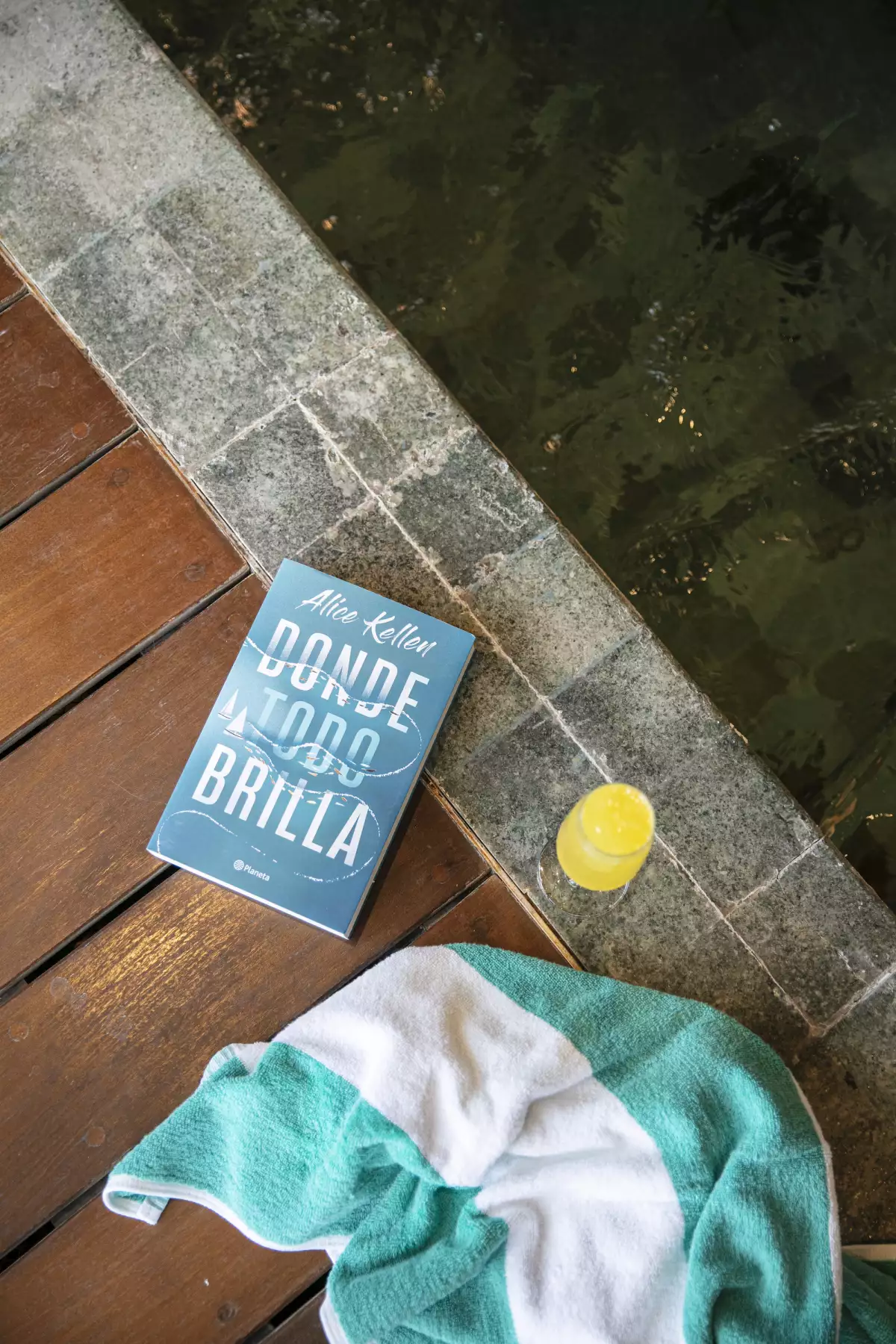 Editado por Planeta. 