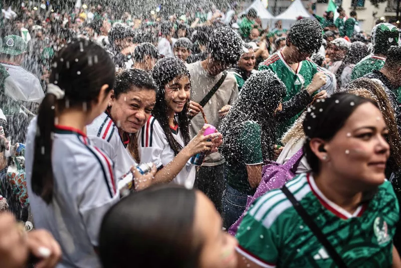 Fans Of Mexico Gather At Angel De La Independencia