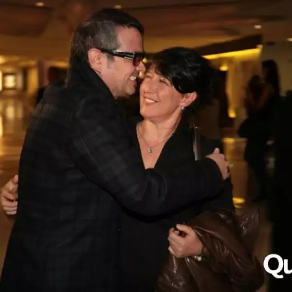 Gloria Calzada Y Paradas Continuas