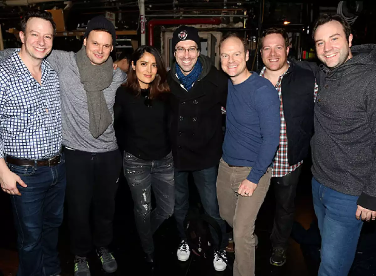 Aprovechó para saludar al equipo que realiza la obra.