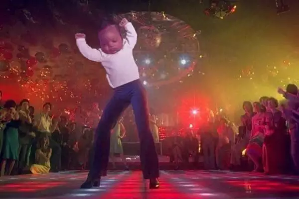 En la pista de baile.