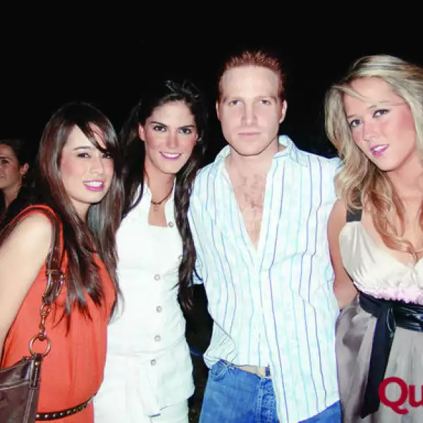 Mariana Fernández, Macris Agredano, Giovanni Gerini, Fery Agredano