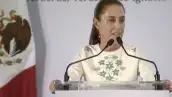 La presidenta Claudia Sheinbaum en un evento en Veracruz, Veracruz, para entregar viviendas.