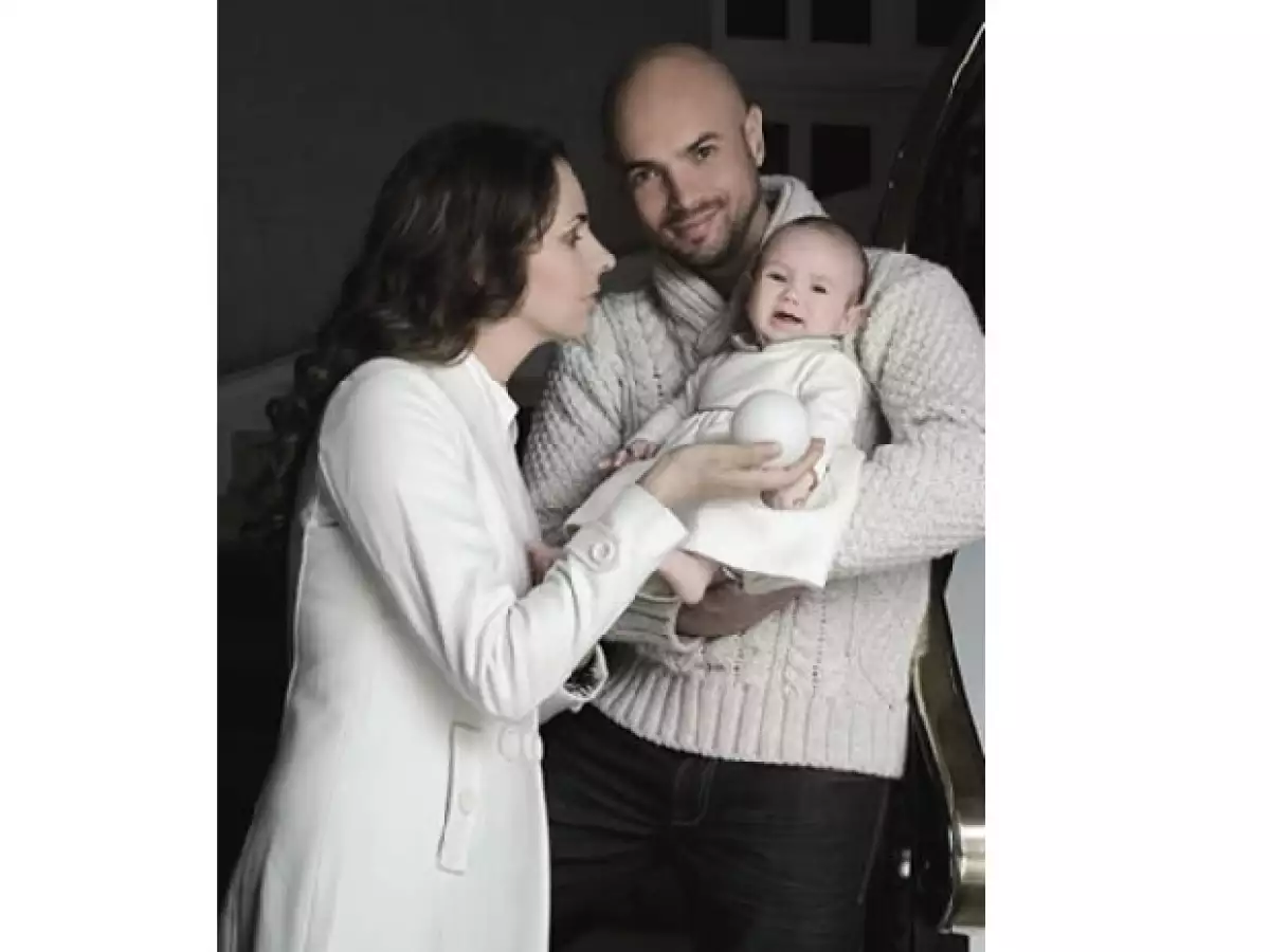 Vivianne y Javier presumieron a su hija Nikkia a Quién cuando la bebé tenía cinco meses.