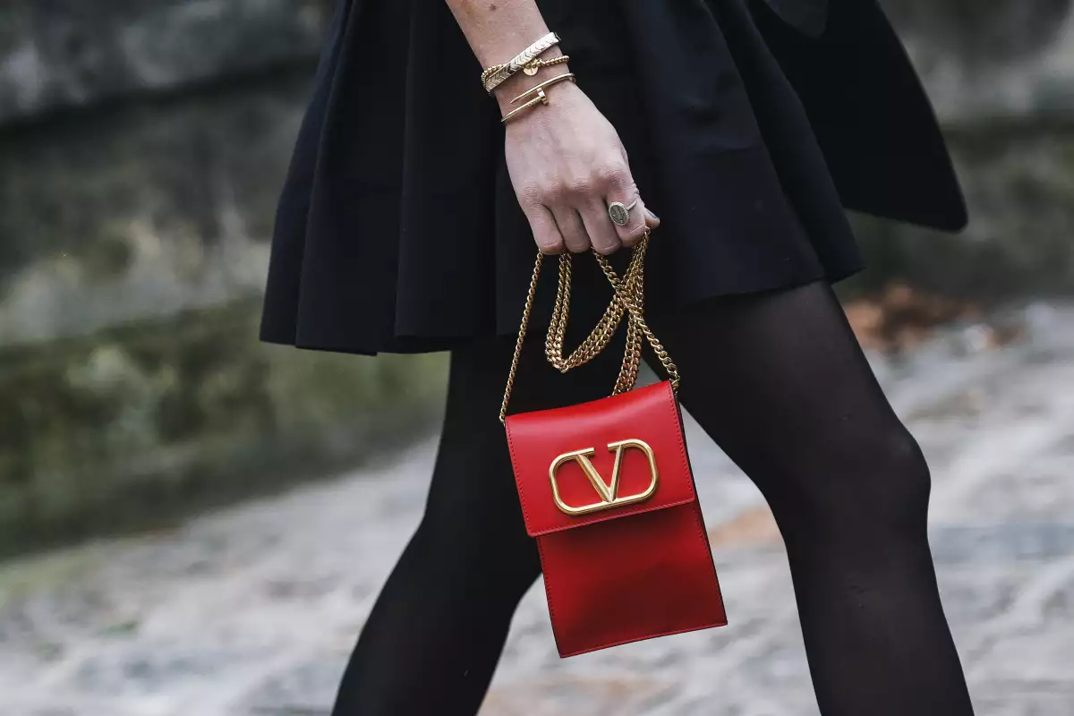 valentino rojo