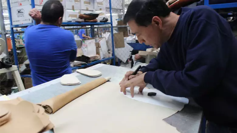 Galeria Julio de Mucha01