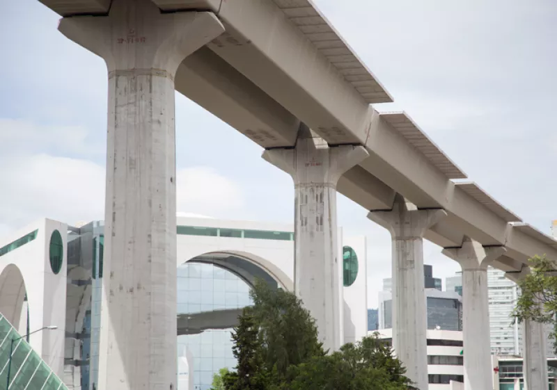 Tren México-Toluca_1