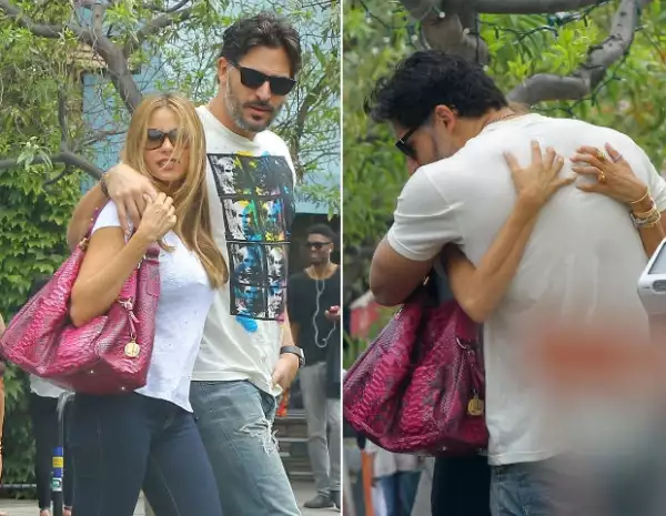 Sofía y Joe pasearon por Beverly Hills como toda una pareja muy enamorada.