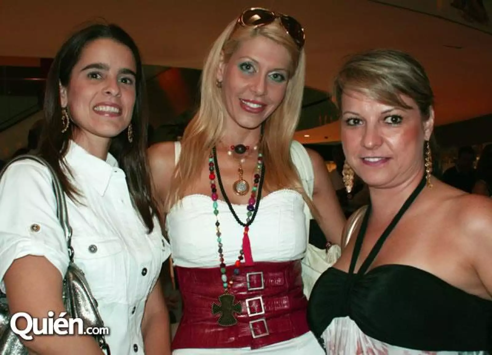 Barbara Villarreal,Coni Azar y Rosi Zambrano