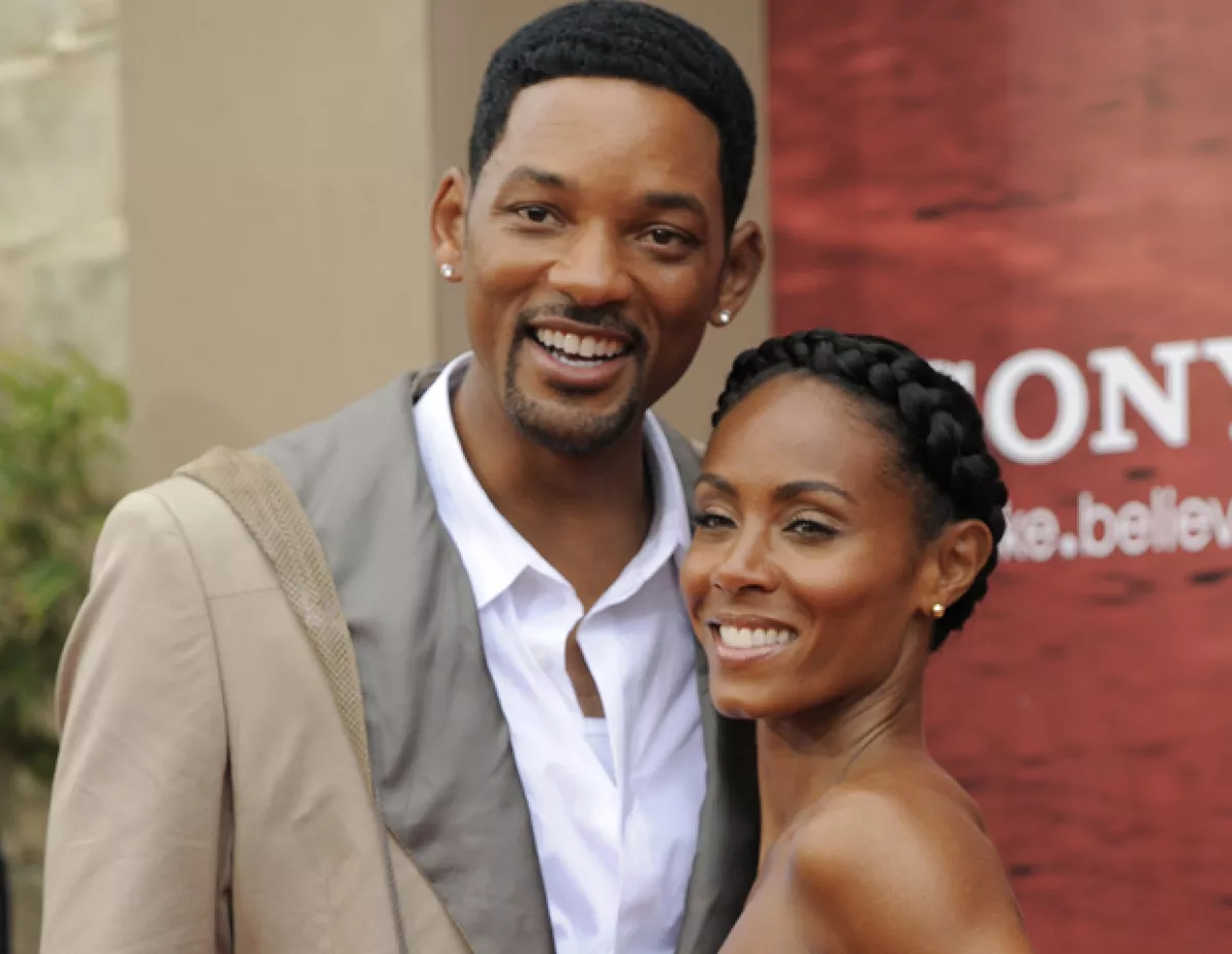 Luego de 13 años de matrimonio una revista estadounidense afirma que el actor y cantante dio por terminada su relación con su esposa Jada Pinkett.