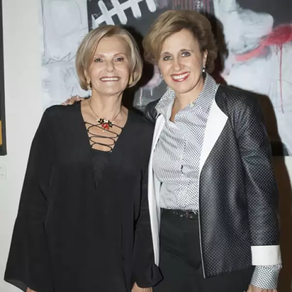 Sara Topelson y Silvia Cherem