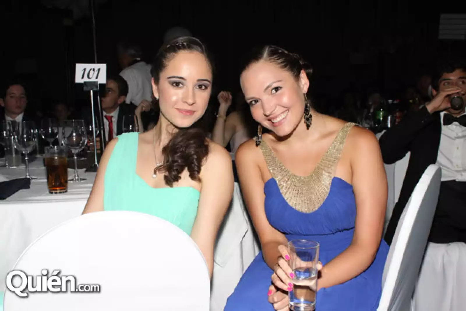 Paola Guzmán y Carla Rivadeneira