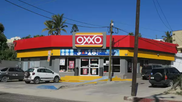 Mexican OXXO stroe in San Jose Del Cabo