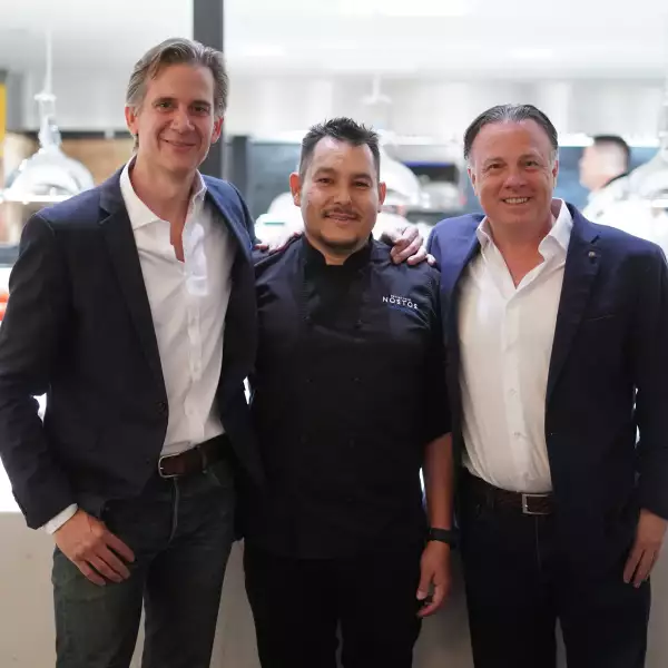 010323NOSTOS  (9).JPG