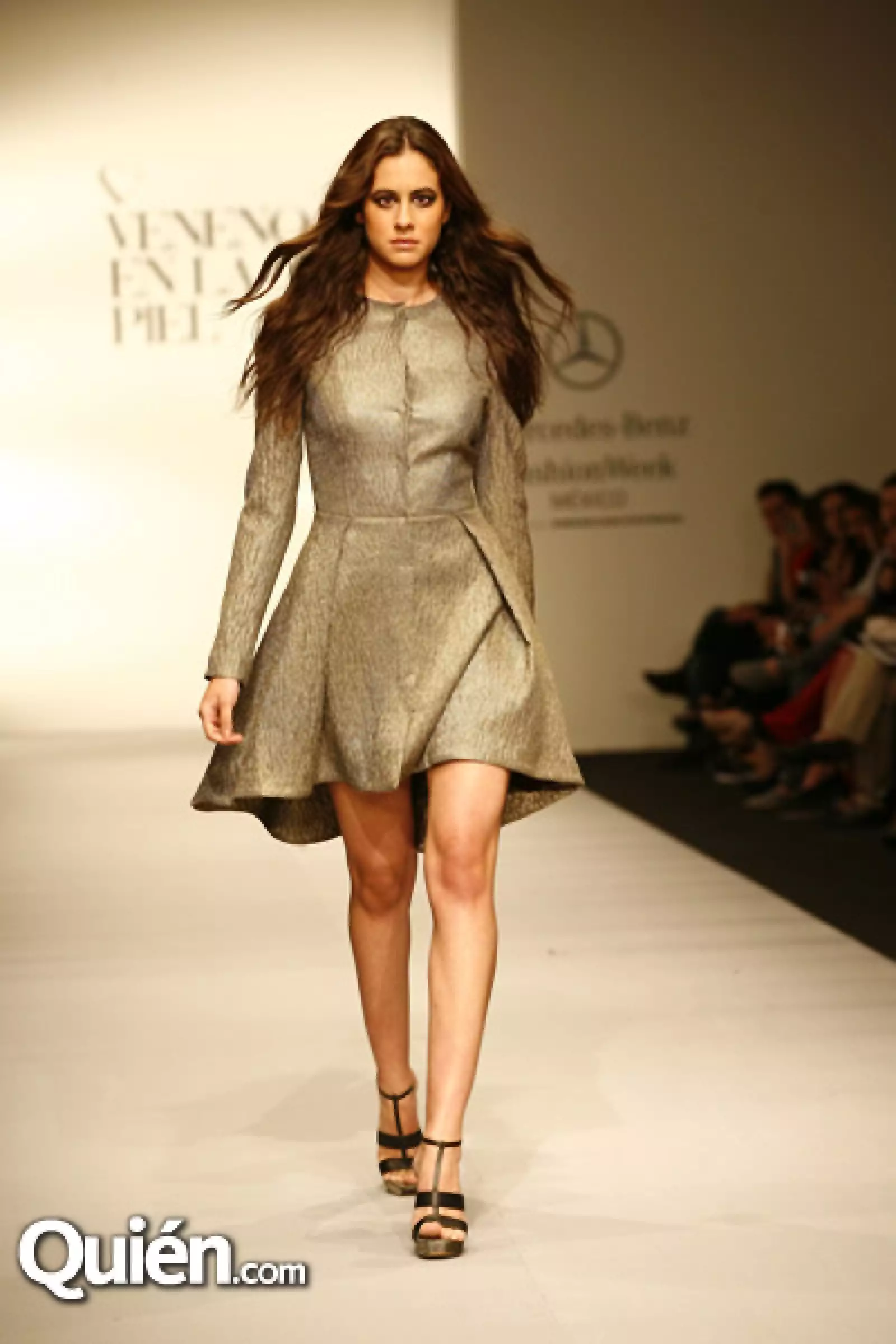 Desfile Veneno en la piel