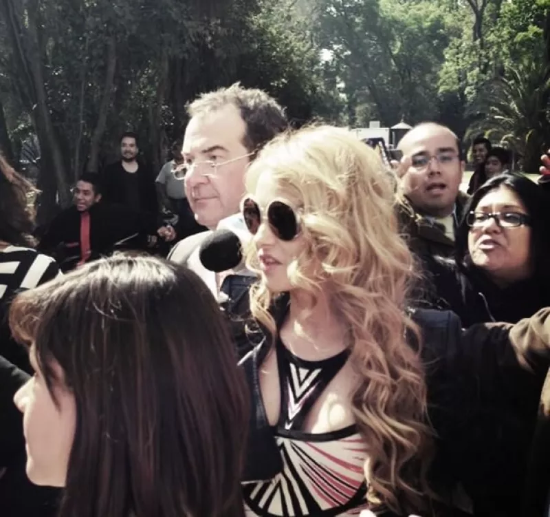 Festejadas como Paulina Rubio, Natalia Lafourcade, Eugenia Debayle, entre otras, acudieron a la Casa del Lago, donde fueron reconocidas.