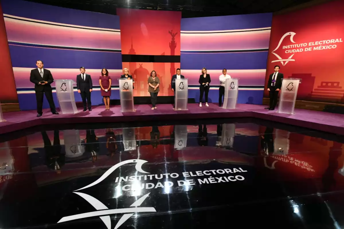 Candidatos y moderadores del primer debate a la alcaldía de Miguel Hidalgo