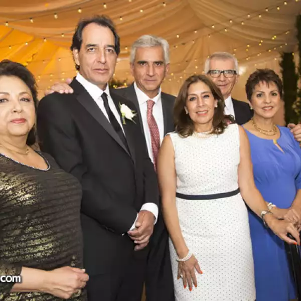 Norma Rodríguez,José de Jesús Rodríguez Montoya (papá del novio),Luis,Norma y Alicia Musi