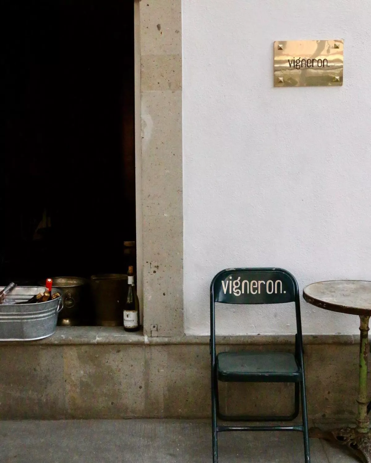 VIGNERON01.jpg