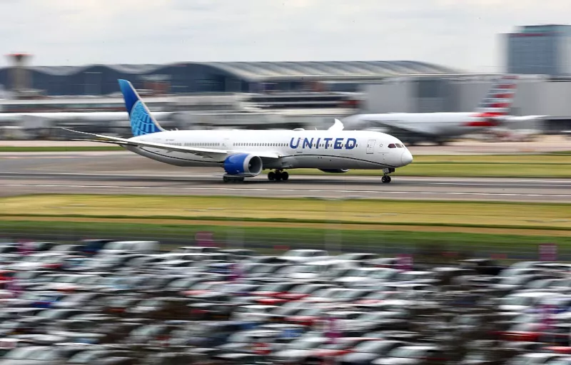Un Boeing 787 de United Airlines despegará del aeropuerto de Heathrow el 31 de marzo de 2026 en Londres, Inglaterra. Londres Heathrow (LHR) es uno de los aeropuertos más concurridos del mundo, con alrededor de 1.300 vuelos diarios de más de 89 aerolíneas.