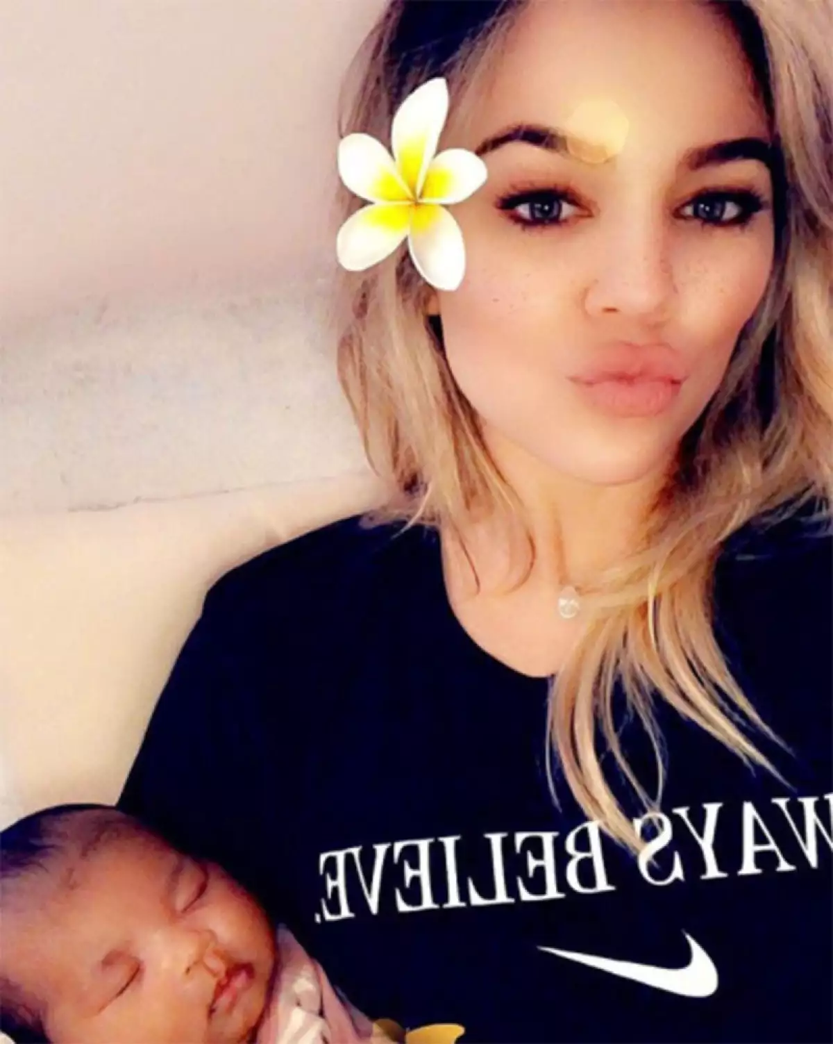 Khloé Kardashian y baby True