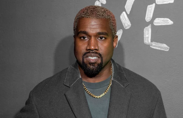 Falsifican-Firma-Kanye-west