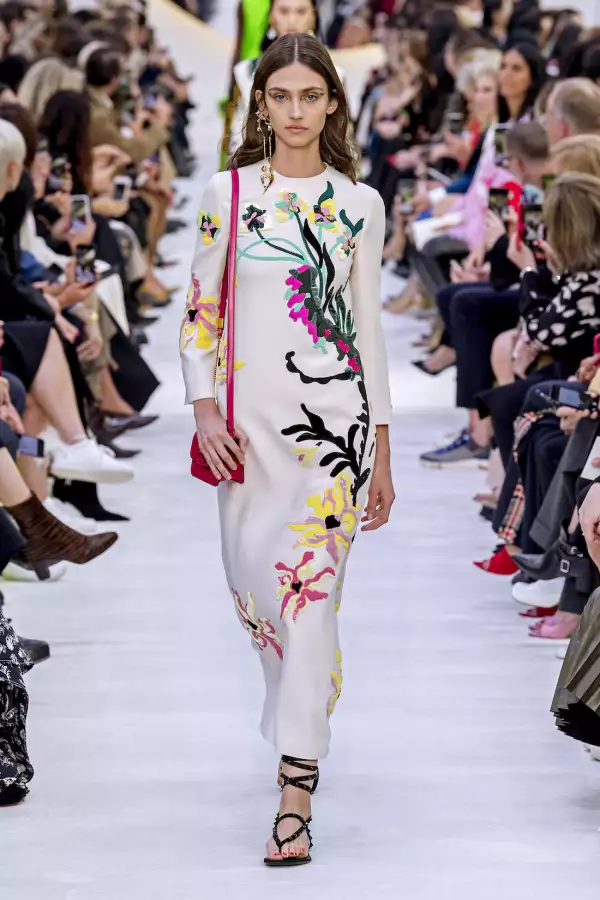 Valentino S20 078.jpg