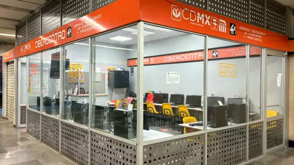 ¿Cómo sobreviven los cibercentros del Metro de la CDMX?