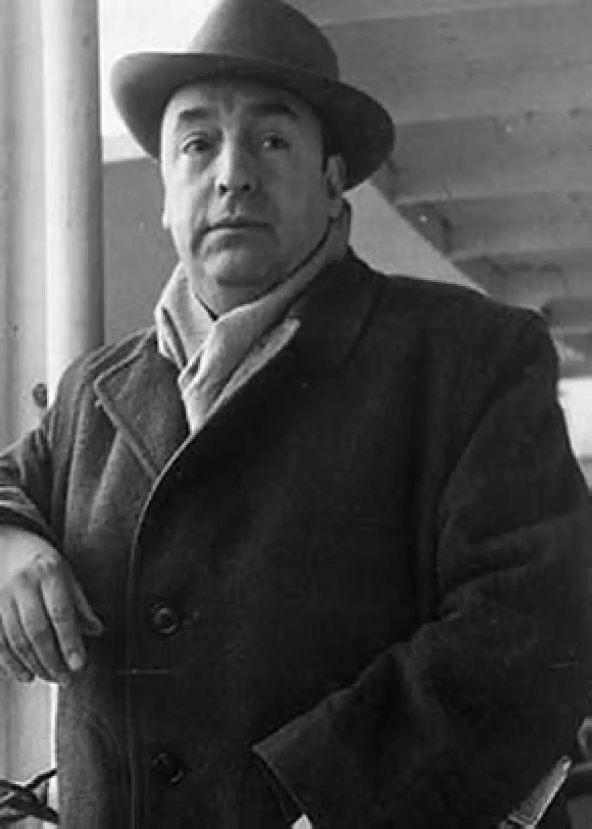 El escritor y premio Nobel murió hace 40 años aparentemente de cáncer de próstata, sin embargo ahora la causa es puesta en duda.