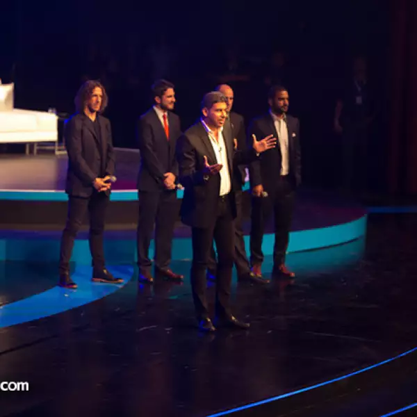 Kobe Bryant, Arturo Elías Ayub y Carles Puyol