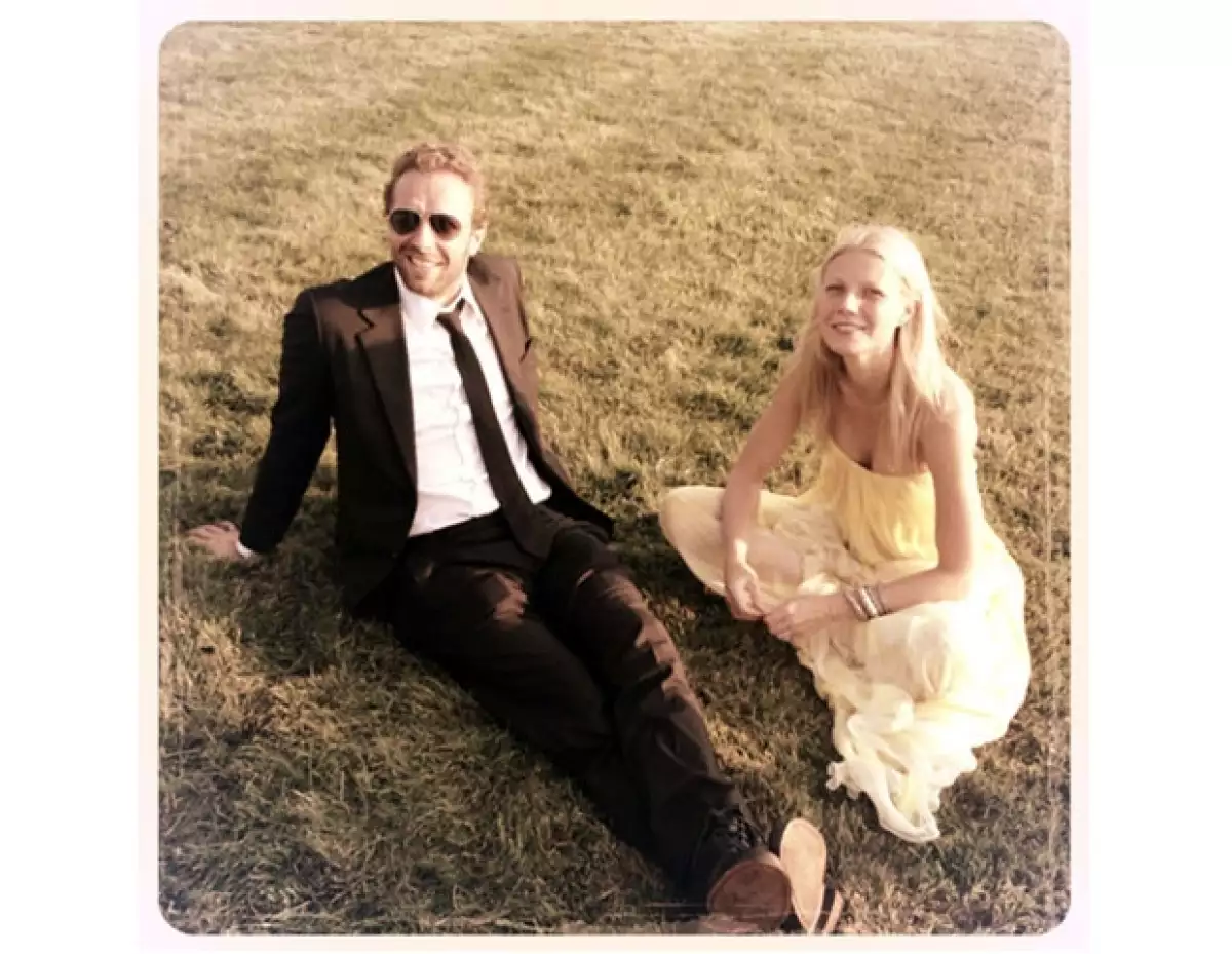 Gwyneth y Chris tienen dos hijos Apple de 9 años y Moses de 7.